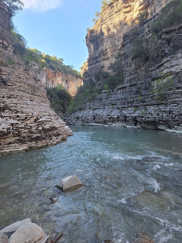 Osum Canyon 5