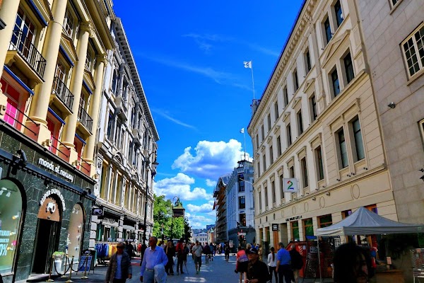 Karl Johans gate 4