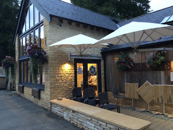 Blockley Village Shop 1