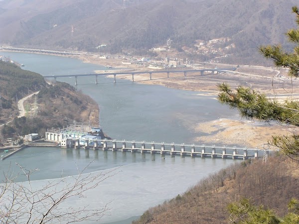 Cheongpyeong Lake 3