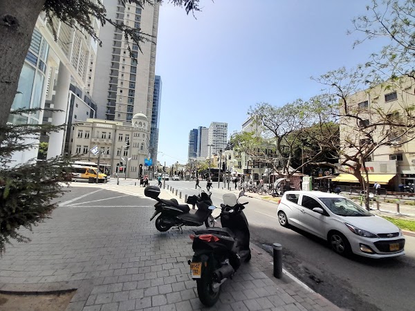 Rothschild Boulevard 3