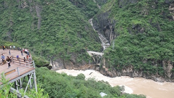 Tiger Leaping Gorge Shanquan Coffee 1