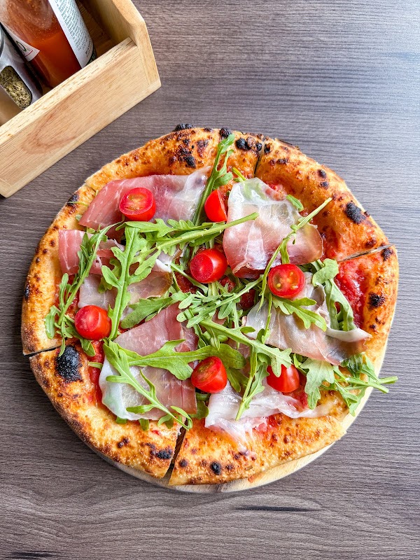 Carbonaro Pasta & Pizza (Sathorn) 3