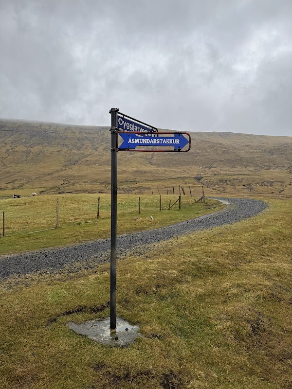 Ásmundarstakkur trailhead 4
