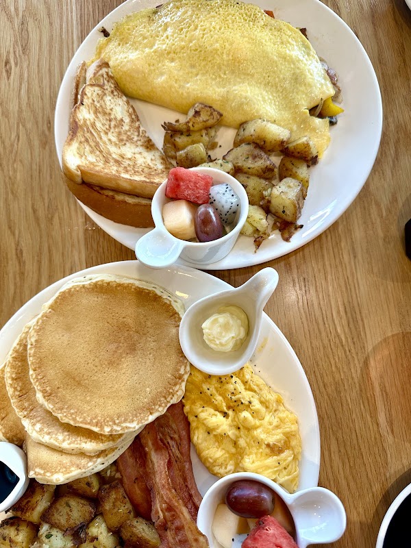 Breakfast Story Thonglor 3