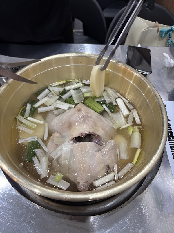 Apgujeong Dakhanmari | Chicken Soup | Korean retaurant 3