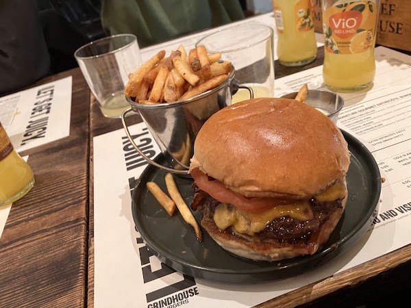 Grindhouse Burgers 3