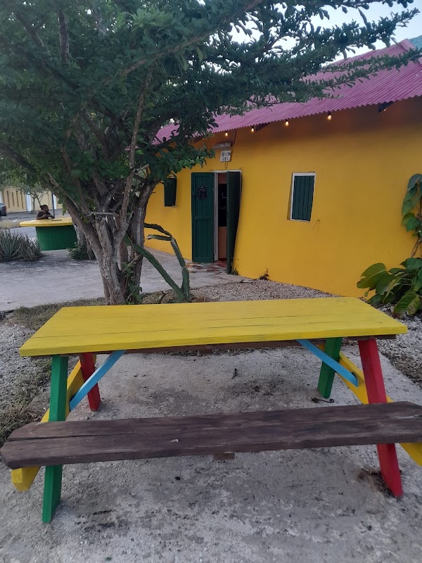 Kofihowz 1