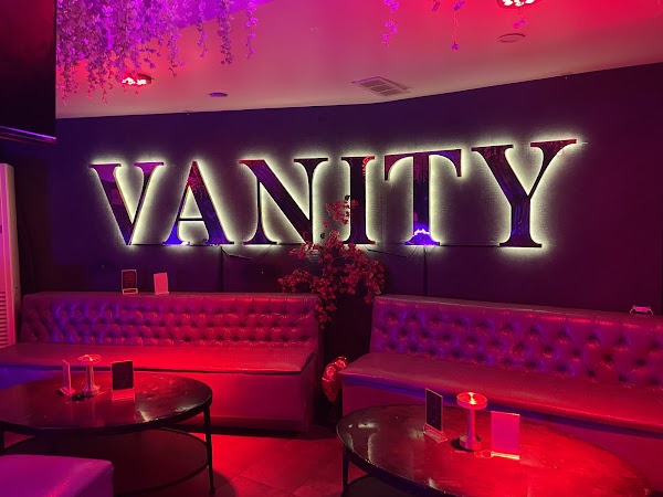 Vanity Restaurant 3