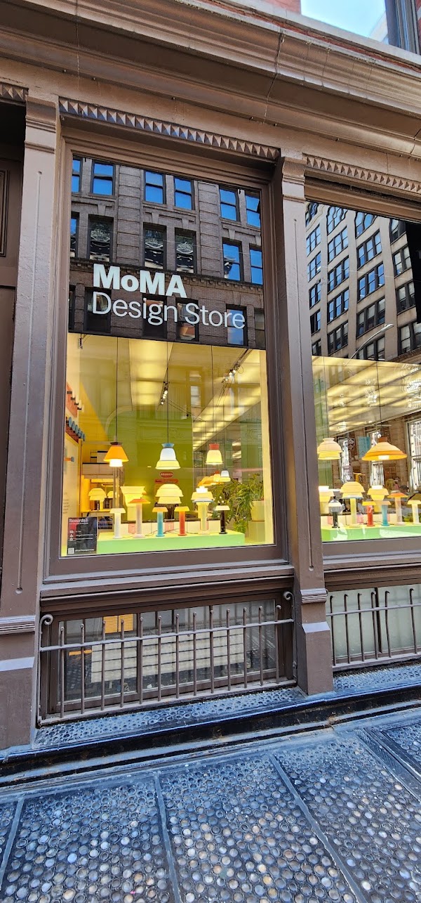 MoMA Design Store
