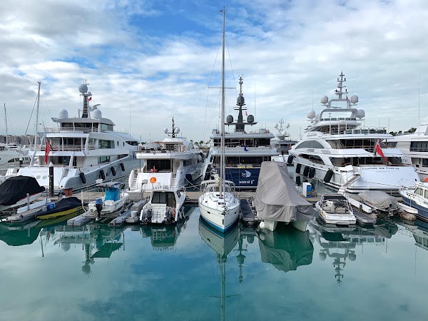 Gold Coast Marina Hong Kong