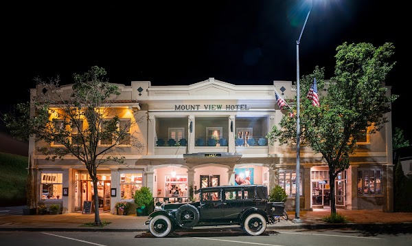Mount View Hotel & Spa