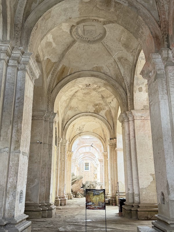 Ruinas de La Antigua Catedral Metropolitana de Santiago de Los Caballeros de Guatemala. 5
