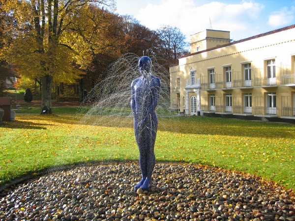Art Center 1
