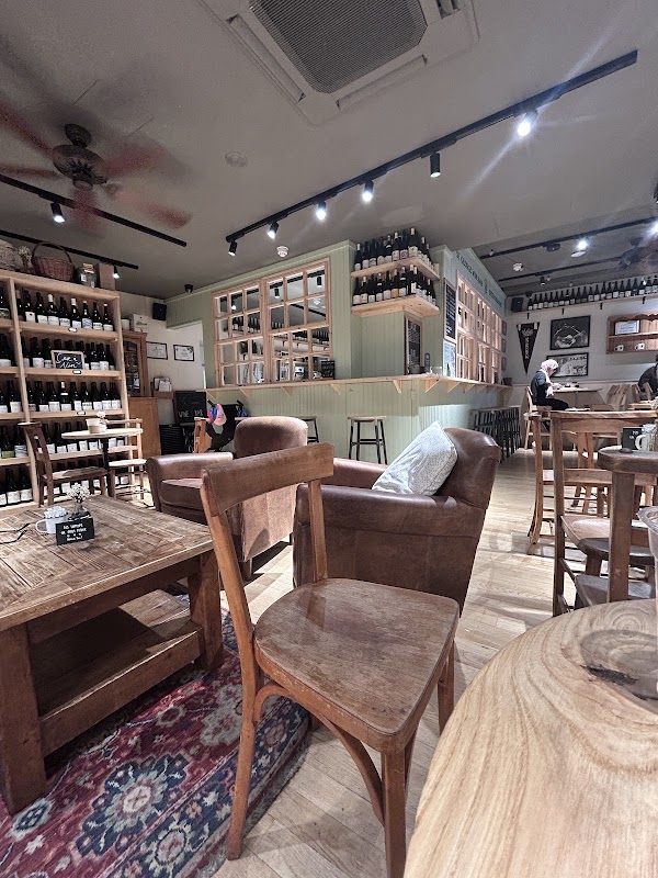 St.George Coffee Shop & Wine Bar • Chelsea 2
