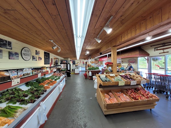 Hennigar's Farm Market 5