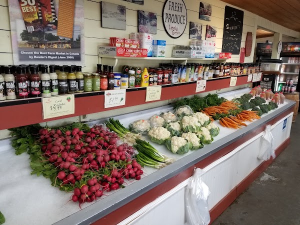 Hennigar's Farm Market 2