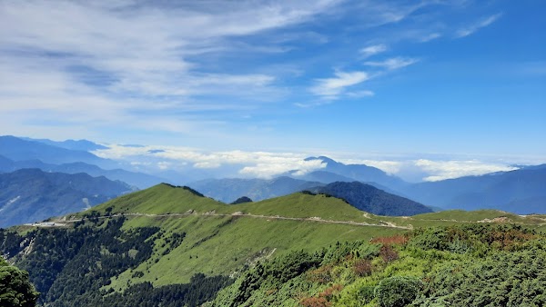 Hehuanshan East Peak Ski Lift Remains 4