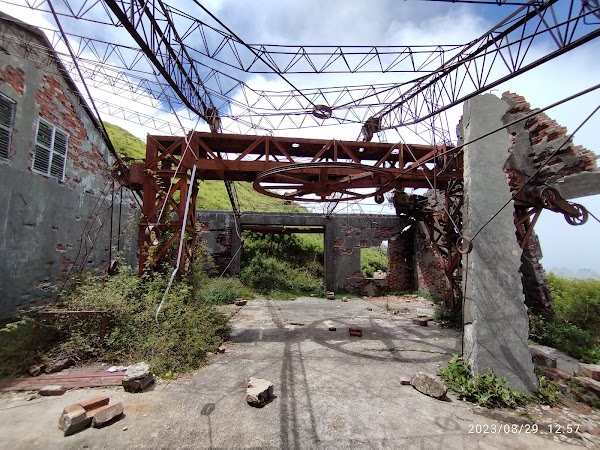 Hehuanshan East Peak Ski Lift Remains 2