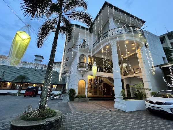 Royal Rest House, Peradeniya 2