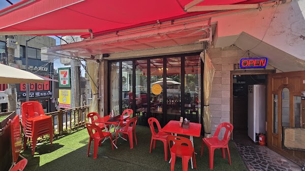 Itaewon Kitchen