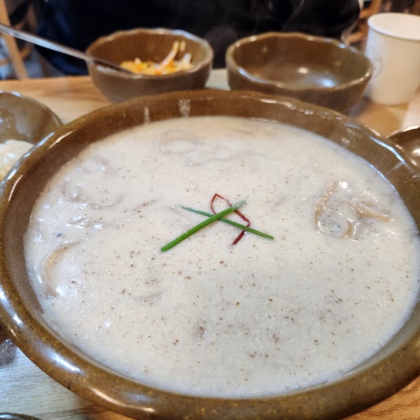 엘림들깨칼국수 본점 4