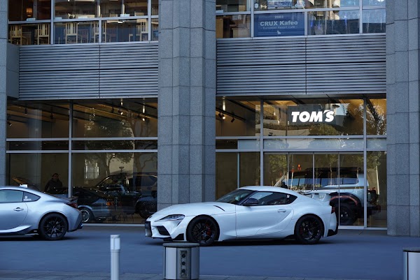 トムス 東京 ショールーム