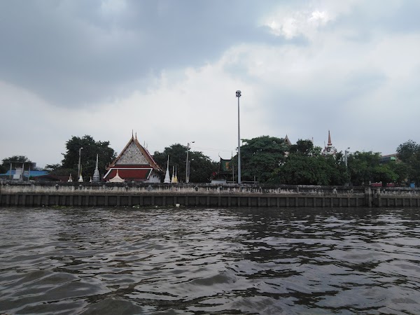 Thong Lo BTS Station 2