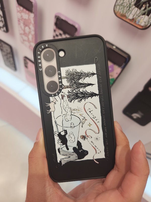 CASETiFY STUDiO The Hyundai Seoul 3