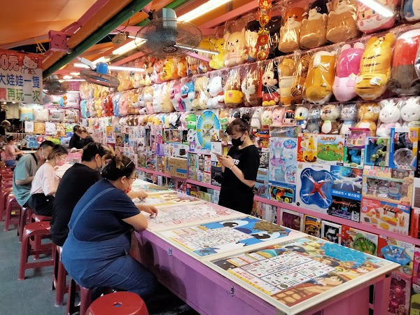 Fongshan Cingnian Night Market 4