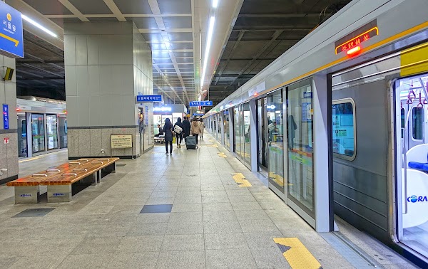Wangsimni Station 3