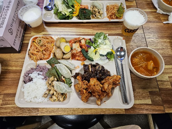 일루 퓨전한식뷔페 3