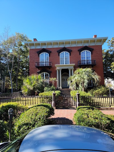 Savannah's Timeless Charm: A Journey Through History and Beauty 3