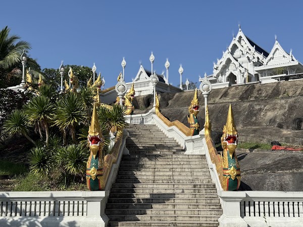 Wat Kaew Korawararam 2