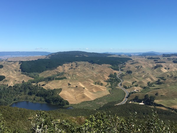 Rainbow Mountain Scenic Reserve 3