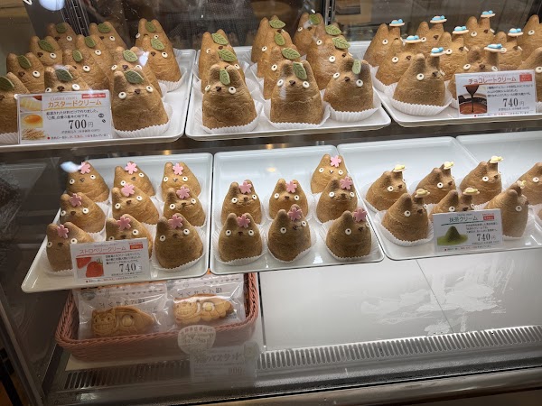 Shirohige’s Cream Puff Factory - Kichijoji 5