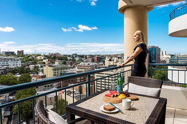 Oaks Sydney Castlereagh Suites
