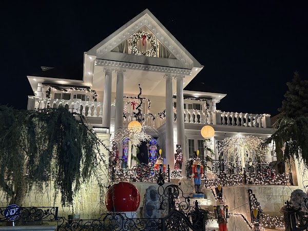 Dyker Heights Christmas Lights 3