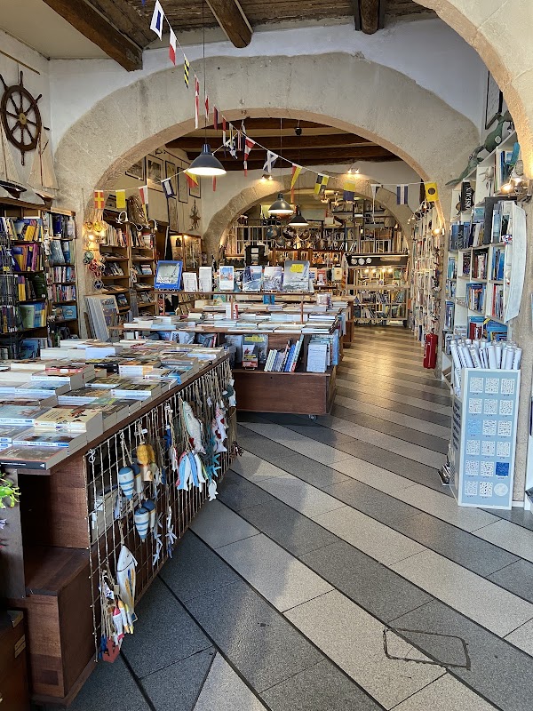 Librairie Maritime la cardinale 5