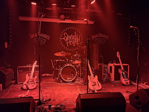 Sneaky Pete's