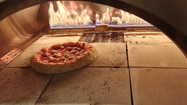 Giulia’s Pizza 5