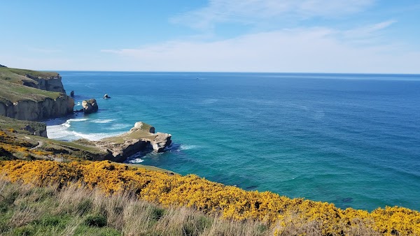 Tunnel Beach Track
