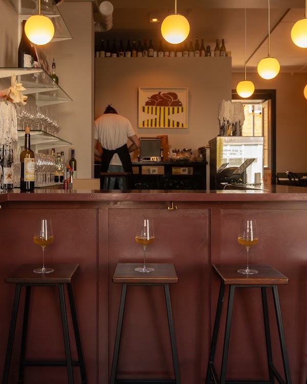 Laban wine bar