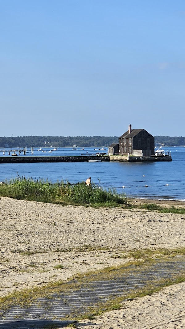 Grays Beach Park