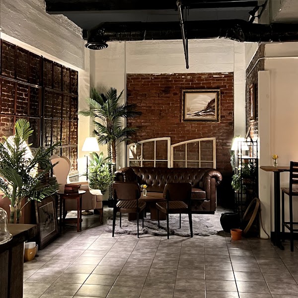 Vang Coffee Bar 1