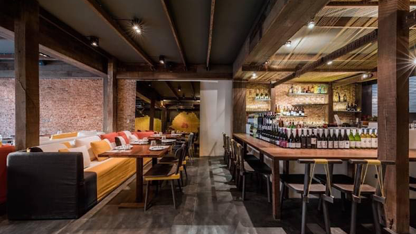 Supanniga Eating Room, Sathorn 10 : ห้องทานข้าวสุพรรณิการ์ สาทร 10