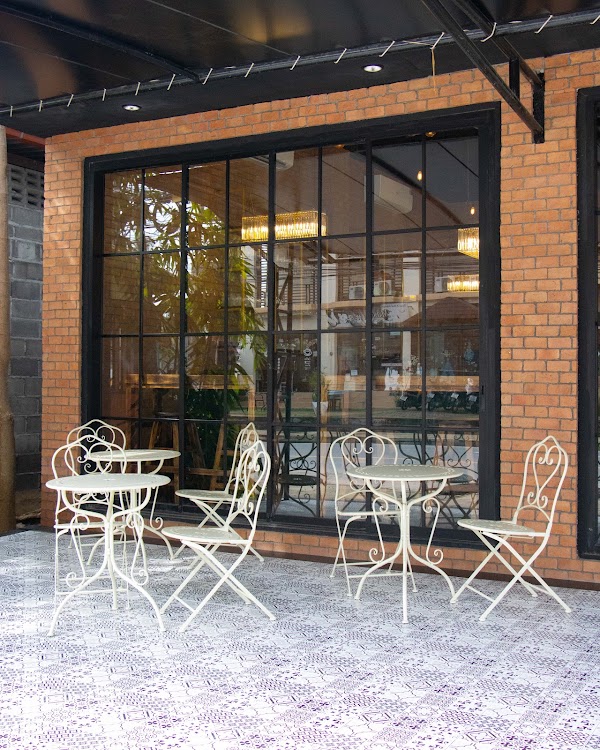 Toast Cafe Bar Lamai 1