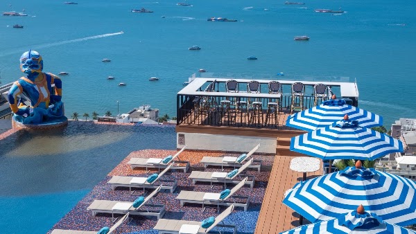 Skybar Summer Club - Pattaya Restaurant and Rooftop Bar 4