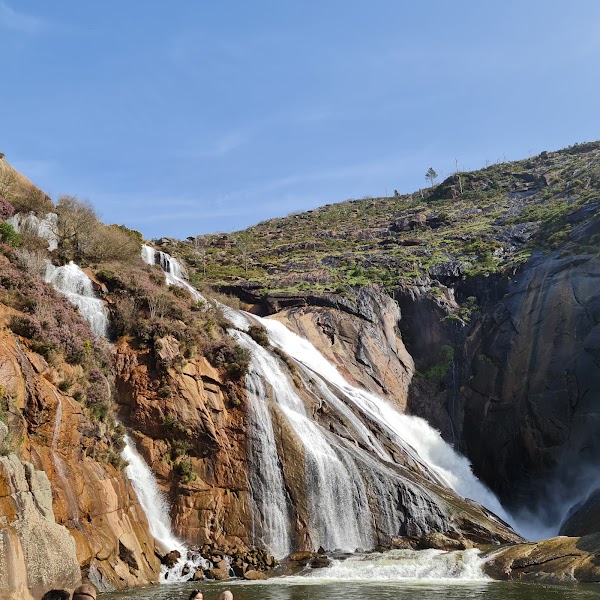 Ézaro waterfall