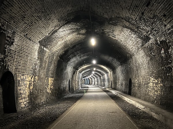 Headstone Tunnel